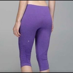 Lululemon Dark Purple Crop leggings